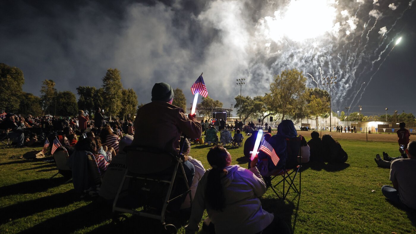 July 4th events threatened by heat wave. And, Russia strikes on Ukraine's capital
